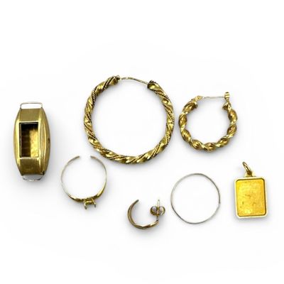 Lot de petits bijoux en or dont boucles d'oreille, boîtier d… - Photo 1