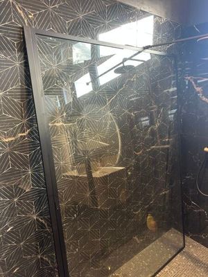 1 Paroi de douche de 142 cm - Photo 1