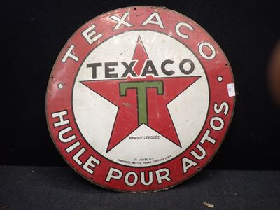 Panneau « Texas Texaco » sur fond noir