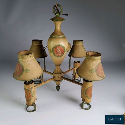 un lustre comportant cinq lampes de chaque côté