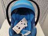 a baby car seat that has a tag on it