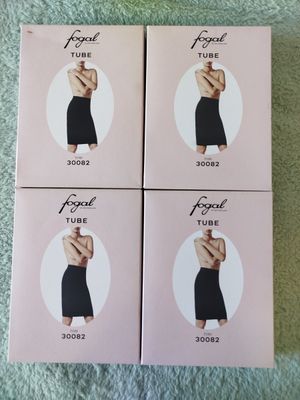 lot de 34 jupes de marque FOGAL (produit de très haute quali…