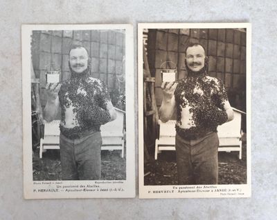 deux vieilles photos en noir et blanc représentant un homme tenant un téléphone portable