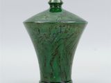 vase avec un émail vert émail émail émail émail émail émail émail émail émail émail