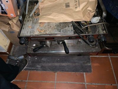 Ensemble à réviser et sans indication sur la complétude, soi…