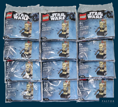 de nombreuses figurines Lego Star Wars dans le coffret