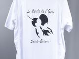 a white t - shirt with a black and white image of a horse
