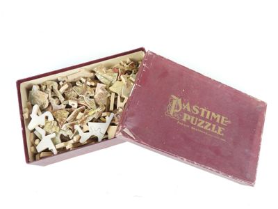 une boîte contenant un tas de champignons