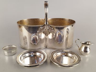 service de table plaqué argent avec tasses et soucoupes assorties
