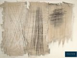 une photo d'une œuvre d'art accrochée au mur