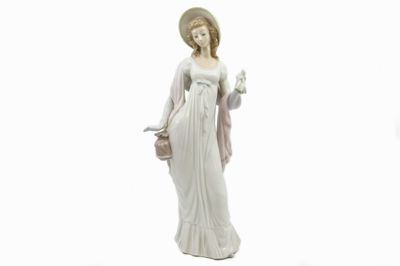 ESPAGNE, LLADRA Statuette en porcelaine émaillée représentan…