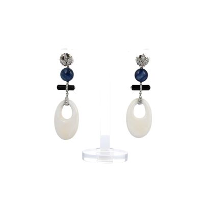 Travail italien contemporain Paire de pendants d'oreilles da…