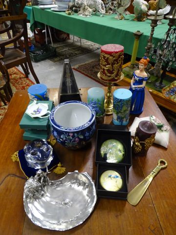 Lot de bibelots : cache pot en porcelaine Chine, ensemble de boug...