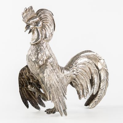 Grand coq en argent en position de combat, Argent, 328,5g. E…