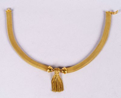 Collier articulé en or 18k750 à pompon Poids: 141grammes