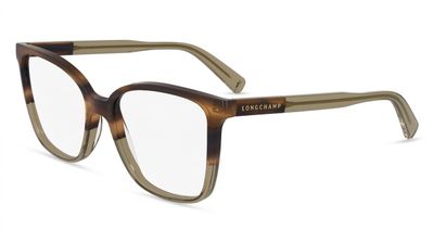 une paire de lunettes sur fond blanc