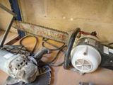 a picture of a couple of tools that are on the floor