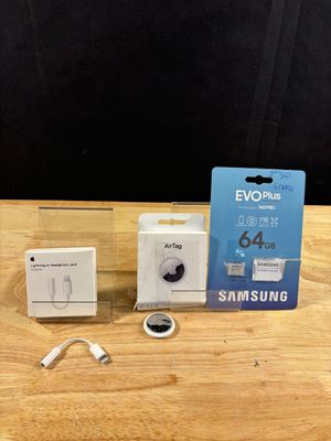 Lot d’une carte SD EVO plus 64GB, un AirTag (test d’allumage…