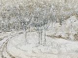 un dessin représentant une route enneigée avec des arbres en arrière-plan