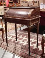 Bureau cylindre de dame en acajou ; baguettes et filets de l…