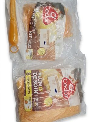 deux sacs de pain posés l'un sur l'autre
