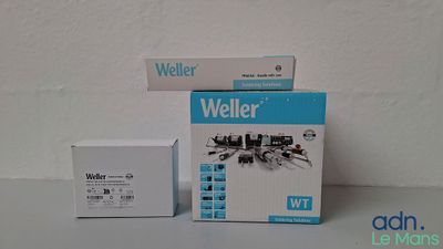 deux boîtes de produits Weller posées sur une table