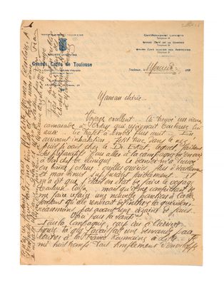 une lettre écrite en français sur une feuille de papier