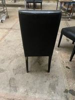 Lot de 4 chaises contemporaines en simili cuir noir, à dossi… (photo 4)