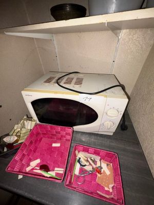 2 fours micro ondes VENDU SUR DESIGNATION A MOIRANS EN MONTA…
