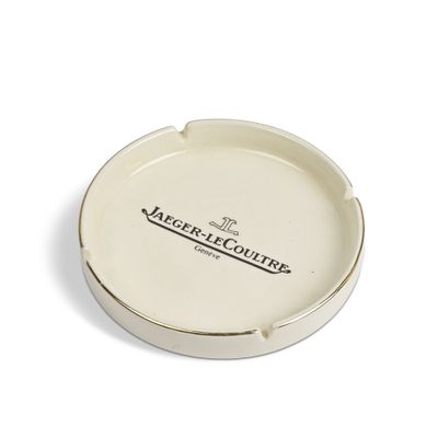 cendrier en porcelaine blanche orné du logo de Jackson & Couture