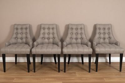 Travail moderne Suite de 4 chaises En bois laqué noir et gar…