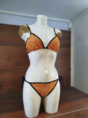 Lot de 11 bikinis de la marque FOGAL (produits de très haute…