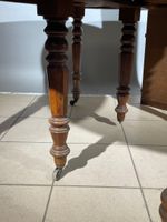 Table de salle à manger circulaire en noyer tourné reposant … (photo 3)
