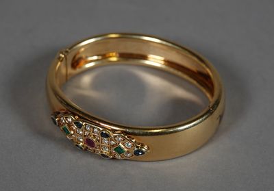 CARTIER Modèle Byzantine. BRACELET articulé en or jaune 18 c…