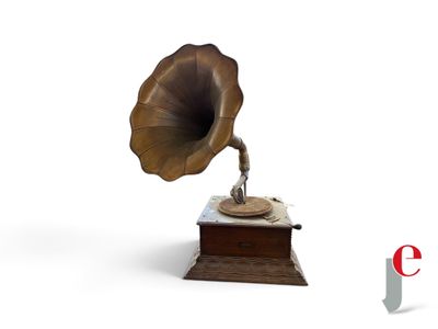 an old gramphone on a stand on a white background