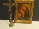 une image représentant un crucifix et une image représentant Jésus sur la croix