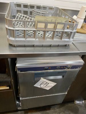 VENTE SUR DESIGNATION - LOT 17 - Un lave verre avec deux pan…