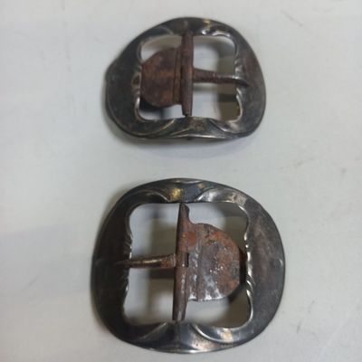 Boucles de ceinture en argent et métal à décor de strie - BERARD - JEANROY - ROUSSELOT