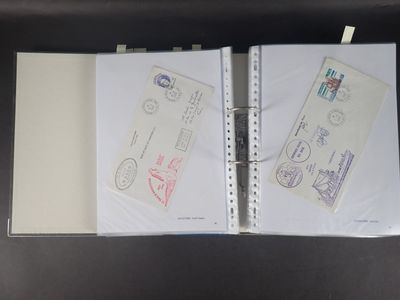 1 gros classeur de plus de 226 lettres et cartes de St Paul …