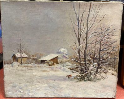 un tableau représentant un champ enneigé avec une maison en arrière-plan