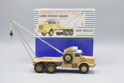 DINKY SUPERTOYS France Ref 888, Camion pétrolier Sahari