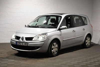 VP RENAULT SCENIC 1.5 DCI 105 LATITUDE - Dmec : 31/01/2008-256092Kms-6 - Photo 1