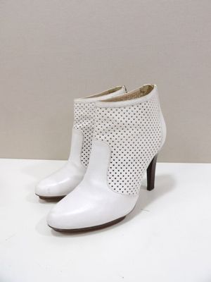 FENDI - Taille 40 - Bottines en cuir blanc - Occasion état c…