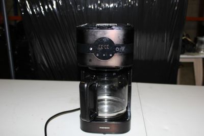 DH90//Cafetière filtre Thomson THCM900D.