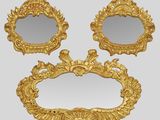 trois miroirs placés les uns à côté des autres