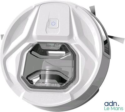 une image d'un aspirateur robotisé sur fond blanc