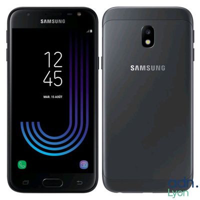 the samsung galaxy j5 has a curved back and a curved front