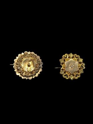 Deux broches en or jaune et rose 18k (AC), l'une avec une fo… - Photo 1