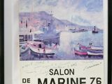 tableau représentant des bateaux dans un port, exposé dans un cadre noir