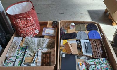 200 / 1 palette de 148 kg de mix (panier de rangement,…